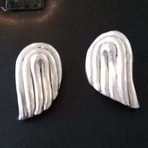 925 Silver Wing Motif Clip Earrings